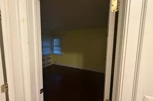 18 Alexander Ave, Hicksville, NY 11801 - Photo 10
