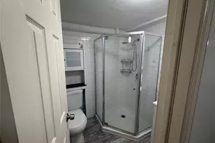 18 Alexander Ave, Hicksville, NY 11801 - Photo 18