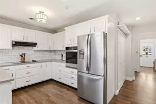 299 Cardiff Ct, Ridge, NY 11961 - Photo 20