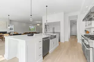 8 Jasmine Ln, Rye Brook, NY 10573 - Photo 12