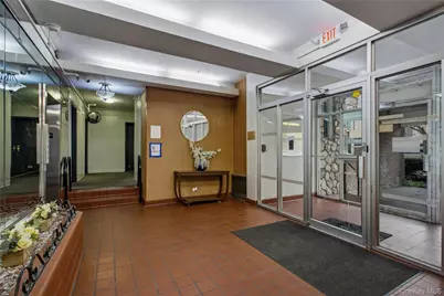 74-45 Yellowstone Boulevard #4G, Rego Park, NY 11374 - Photo 16