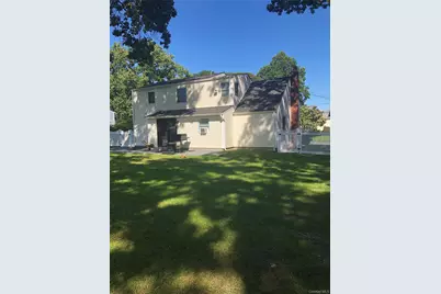22 Starfire Drive, Centereach, NY 11720 - Photo 40
