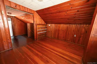 1087 Esther Street, Franklin Square, NY 11010 - Photo 14