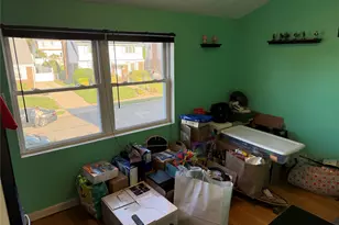 222 Colonial Ave, Williston Park, NY 11596 - Photo 8