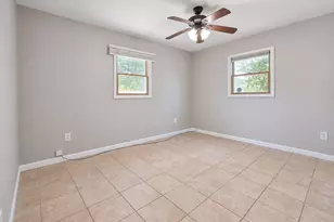 1065 Udall Rd, Bay Shore, NY 11706 - Photo 8