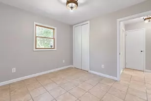 1065 Udall Rd, Bay Shore, NY 11706 - Photo 6