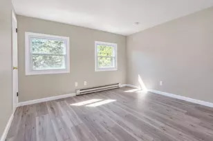 1065 Udall Rd, Bay Shore, NY 11706 - Photo 14