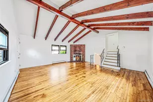 276 Deauville Blvd, Copiague, NY 11726 - Photo 4