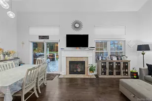 1 Pidgeon Ct, Manorville, NY 11949 - Photo 6