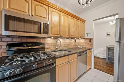7607 Ditmars Boulevard #1C, East Elmhurst, NY 11370 - Photo 4