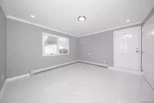 24 Wood Ln, Levittown, NY 11756 - Photo 8