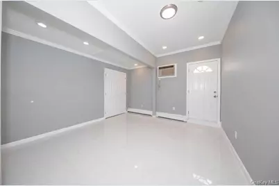 24 Wood Lane, Levittown, NY 11756 - Photo 10
