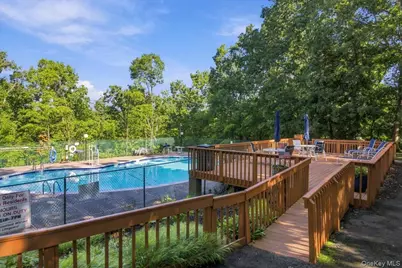 150 Overlook Avenue #1P, Peekskill, NY 10566 - Photo 18