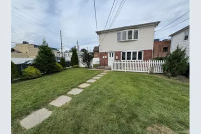 25401 Pembroke Avenue #Ground Duplex, Little Neck, NY 11362 - Photo 20