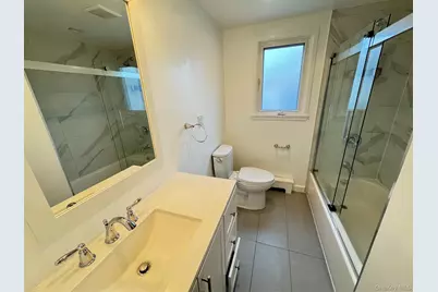 25401 Pembroke Avenue #Ground Duplex, Little Neck, NY 11362 - Photo 6