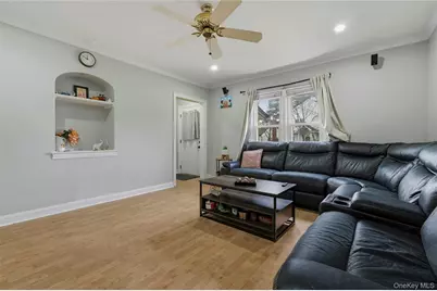 26 Haddon Road, New Hyde Park, NY 11040 - Photo 6