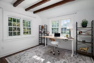 10 E Brookside Dr, Larchmont, NY 10538 - Photo 16