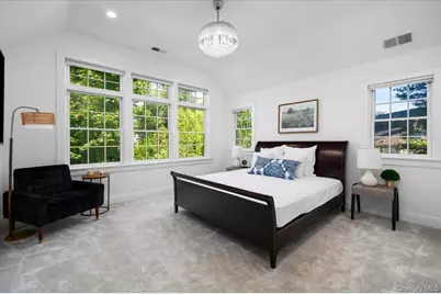 10 E Brookside Drive, Larchmont, NY 10538 - Photo 18