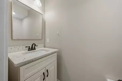 809 Fairway Court, New Windsor, NY 12553 - Photo 18