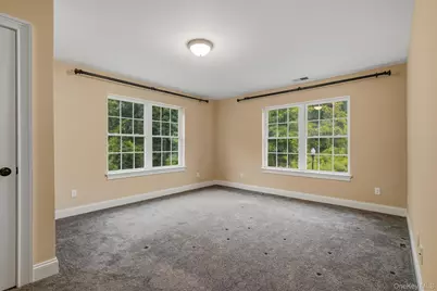 809 Fairway Court, New Windsor, NY 12553 - Photo 28