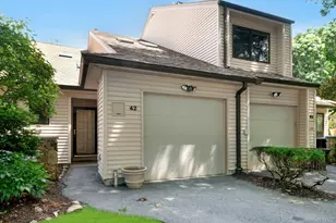 42 Hudson Watch Dr, Ossining, NY 10562 - Photo 2