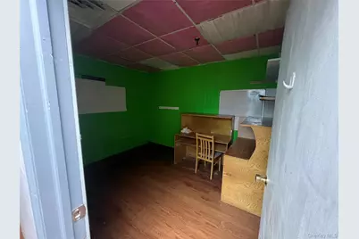 4306 Main Street #Basement, Flushing, NY 11355 - Photo 8