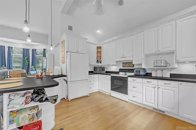 20 Old Route 25A, Northport, NY 11768 - Photo 24