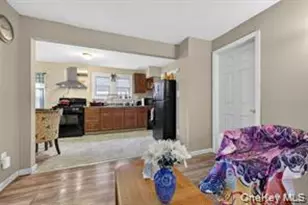 113 Old Bay St, Peekskill, NY 10566 - Photo 8