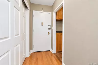 84-01 Main Street #429, Briarwood, NY 11435 - Photo 6