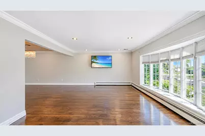 2684 Howell Street, Baldwin, NY 11510 - Photo 8