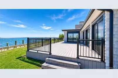 71 E Shore Drive, Babylon, NY 11702 - Photo 12