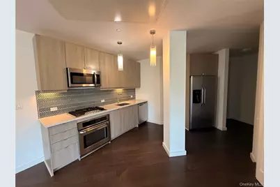 250 S Central Park Avenue #4D, Hartsdale, NY 10530 - Photo 2
