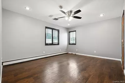 119 Periwinkle Road, Levittown, NY 11756 - Photo 16