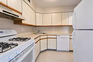 273 Fairview Cir, Middle Island, NY 11953 - Photo 4