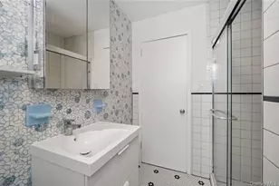 108 Jackie Robinson Pkwy, Brooklyn, NY 11207 - Photo 18