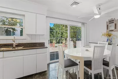 27 Driftwood Drive, Port Washington, NY 11050 - Photo 12