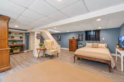 150 W 19th Street, Deer Park, NY 11729 - Photo 30