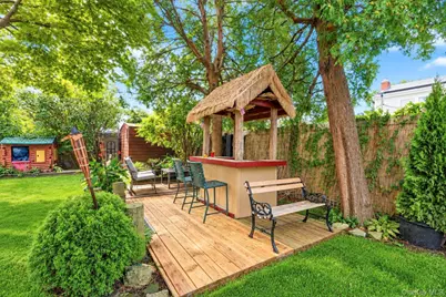 150 W 19th Street, Deer Park, NY 11729 - Photo 36