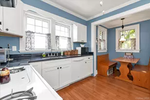 34 Kingsland Pl, Babylon, NY 11702 - Photo 10