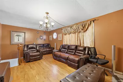 2064 Cicero Avenue, Bronx, NY 10473 - Photo 6