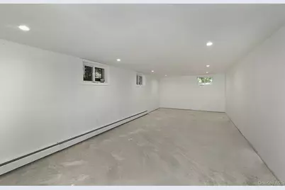 1950 Midlane, Muttontown, NY 11791 - Photo 24