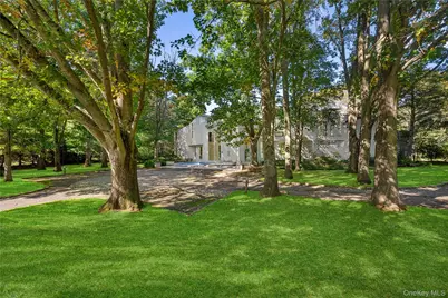 11 Surrey Lane, Old Westbury, NY 11568 - Photo 2