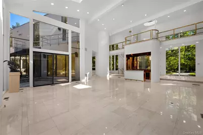 11 Surrey Lane, Old Westbury, NY 11568 - Photo 10