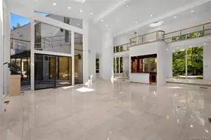 11 Surrey Ln, Old Westbury, NY 11568 - Photo 10
