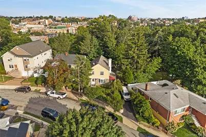 134 Hart Avenue, Yonkers, NY 10704 - Photo 2