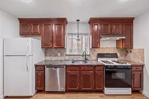 134 Hart Ave, Yonkers, NY 10704 - Photo 14