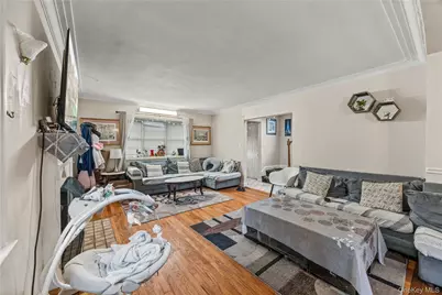 134 Hart Avenue, Yonkers, NY 10704 - Photo 28