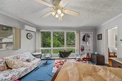 134 Hart Avenue, Yonkers, NY 10704 - Photo 20