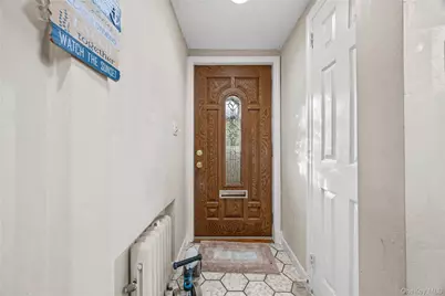 134 Hart Avenue, Yonkers, NY 10704 - Photo 10