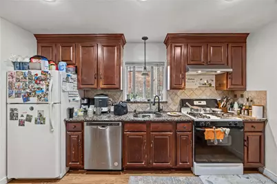 134 Hart Avenue, Yonkers, NY 10704 - Photo 16